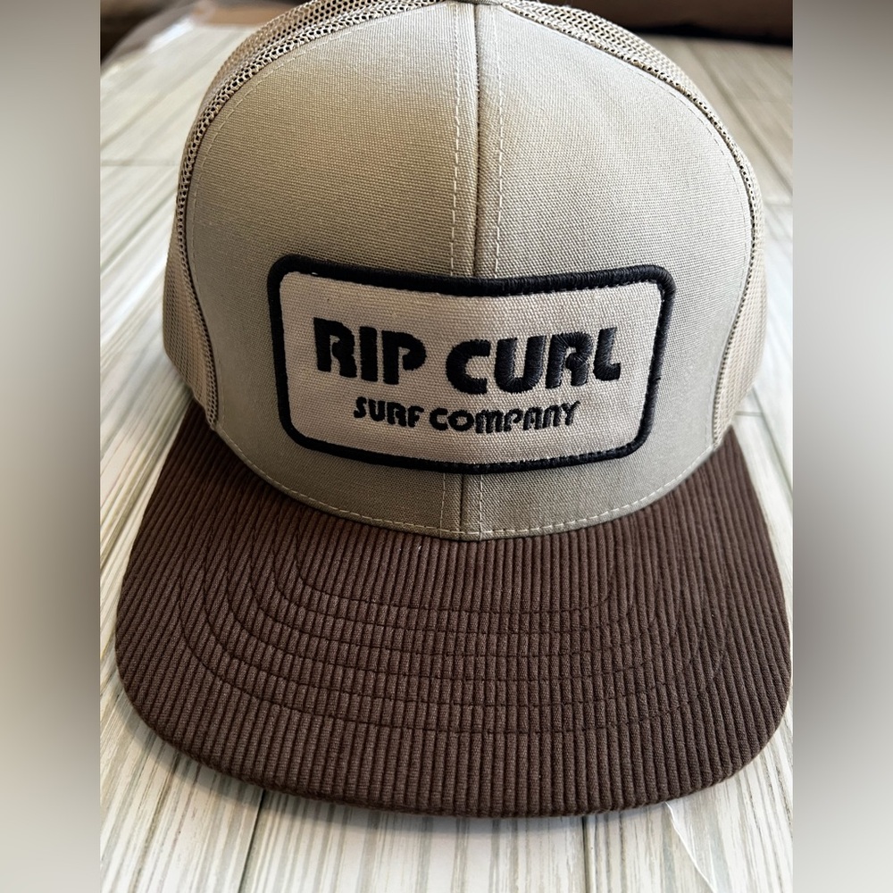 Rip Curl Icons Pump men’s Trucker hat cap Taupe brown size one size‎ SnapBack